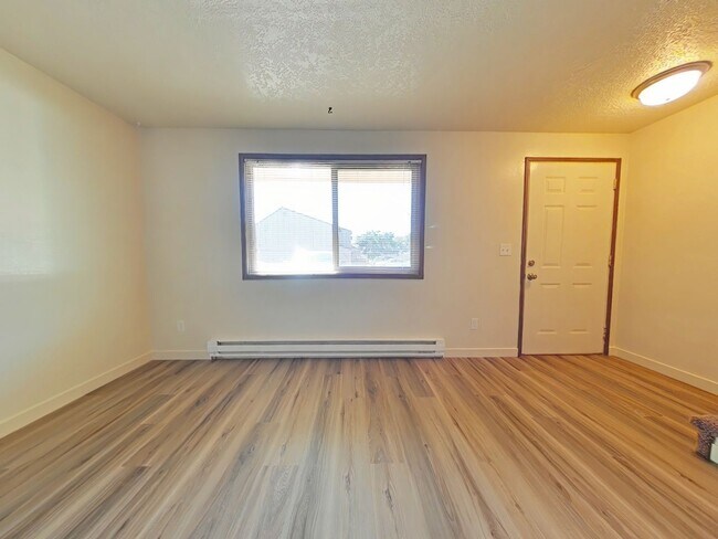 Photo - 2 Bedroom Apartment ~ Close to 9th Street Unidad 1465 NW Division #6