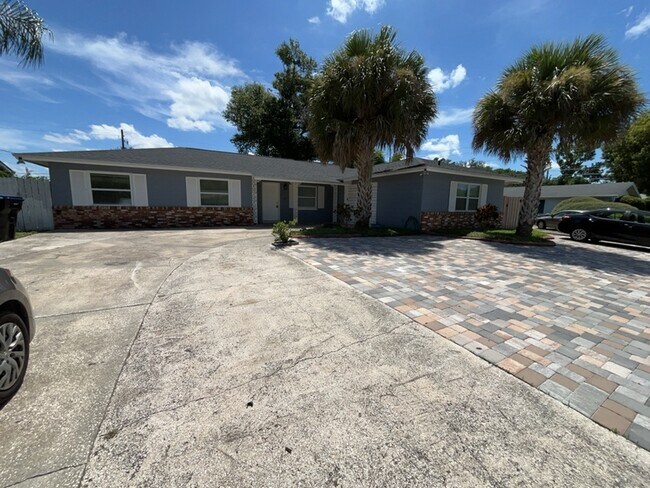 Building Photo - 4615 Mars Ct Rental