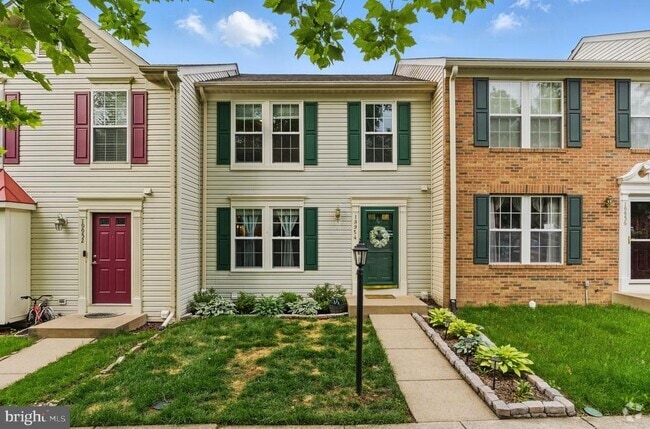 Building Photo - 19954 Fieldgrass Square Rental