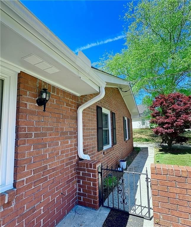 Photo - 2421 Fieldstone Dr SE