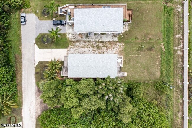 Photo - 3260 Woodside Ave