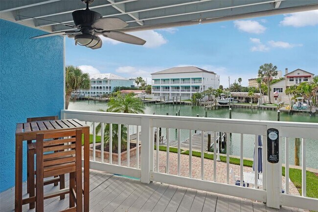 Photo - 11820 Capri Cir S