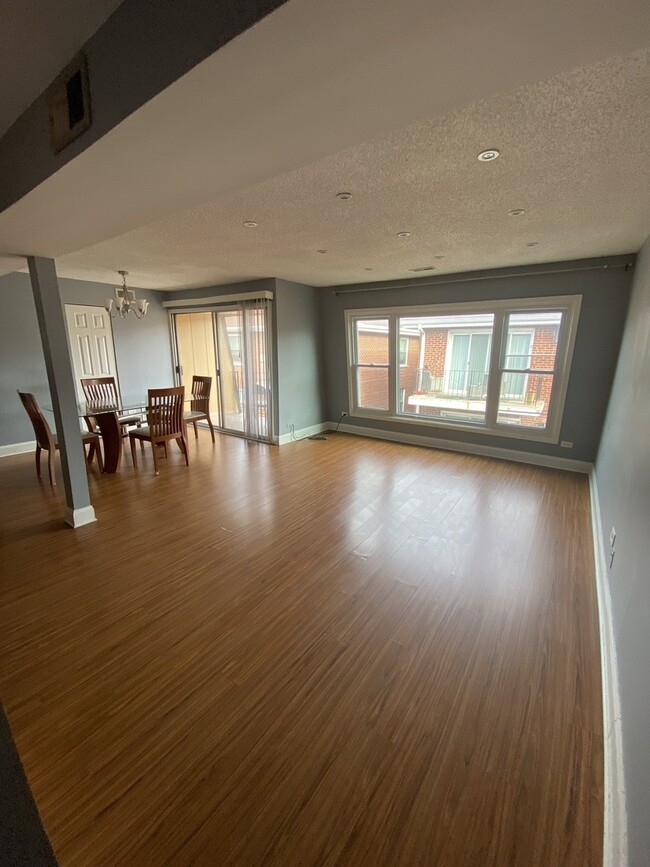 Photo - 9708 Nottingham Ave