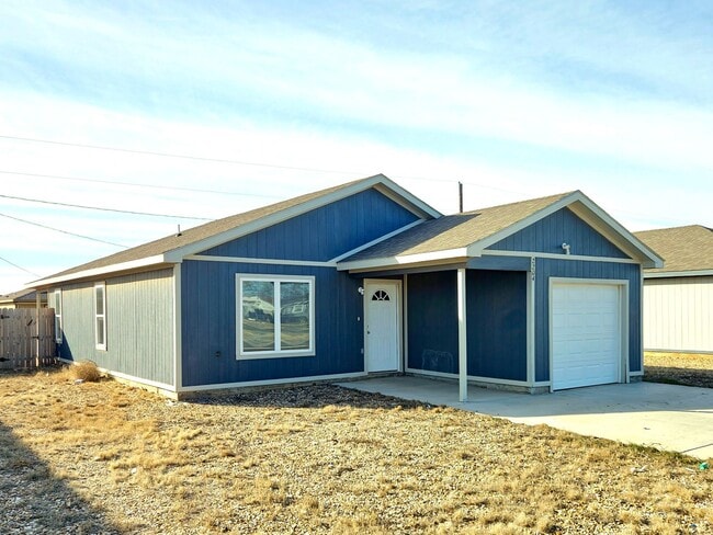 Photo - PRE-LEASE SPECIAL: Cozy 3 Bedroom Home