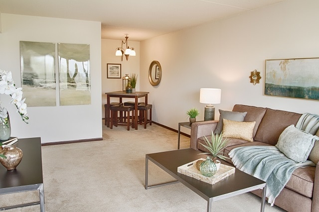 Photo - Cambridge Towers Apartments