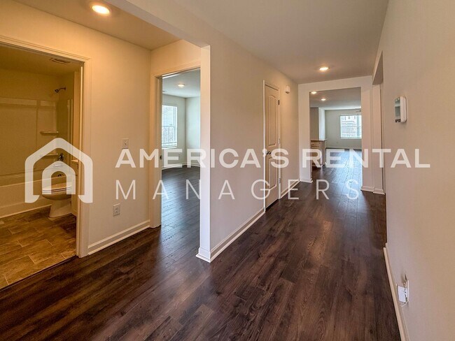 17917 April Leigh Cir