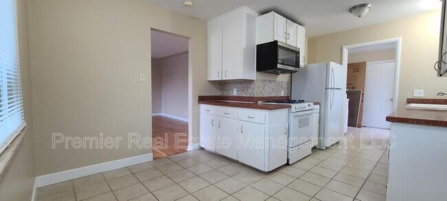 Photo - 6415 E 36th Ave