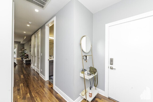 Photo - 2 bedroom in Chicago IL 60647 Unit 2C