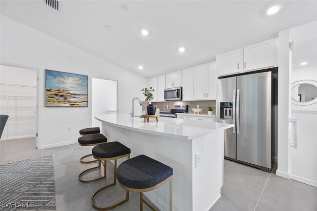 Photo - 5683 Mayflower Way Unit 905