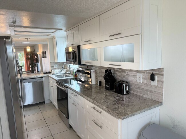 1005 Gulf Blvd