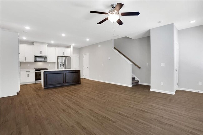 Photo - 1954 Sanford Dr