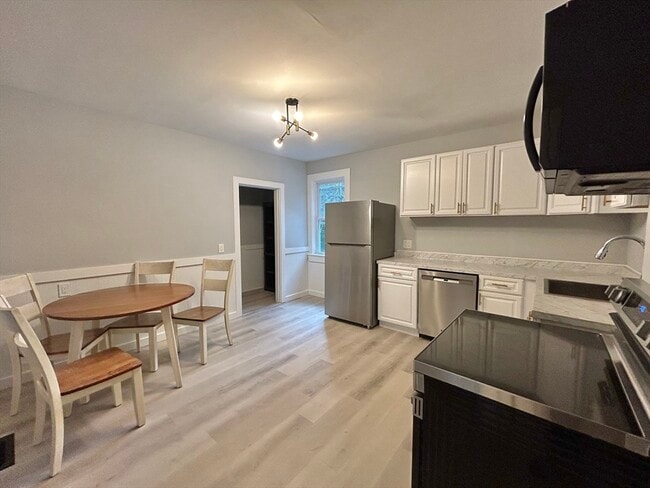 Photo - 36 Overlook St