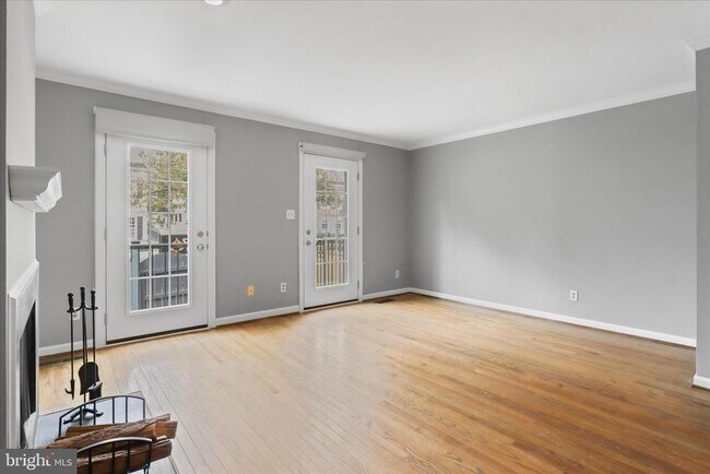 Photo - 441 Old Town Ct