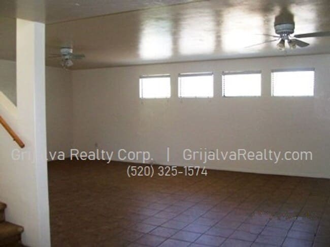 Photo - 1415 E Elm St Unidad 02