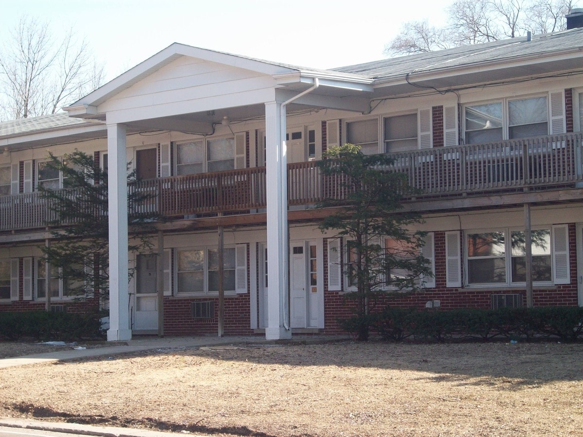 Photo - 831 Bode Rd Apartments