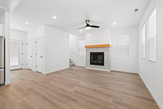 Photo - 4113 Hill Ln