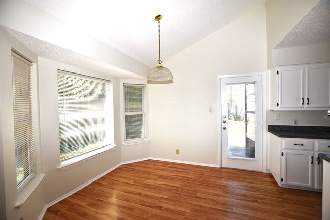 Photo - Cozy Brushy Creek 1 story - Cul-de-sac Lot