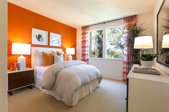 Newport Bluffs Apartment Village