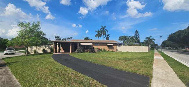 Building Photo - 6257 Margate Blvd Rental