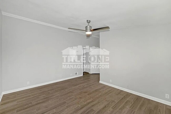 Photo - 3860 Hanover Ct