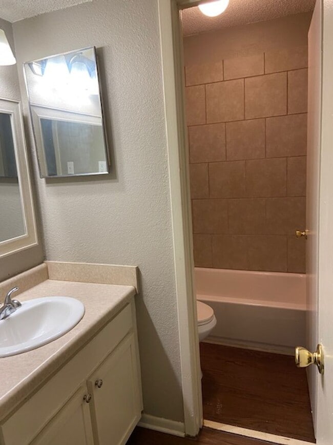 Photo - 2BD/2BA Condo located on the Germantown/Memphis Line! Unit 1