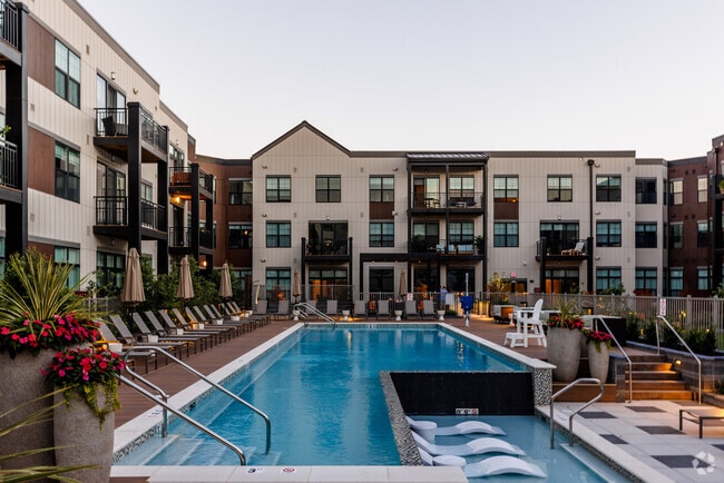 Building Photo - The District Rental