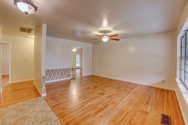 Photo - 3 BED 2 BATH! Schedule a tour today!