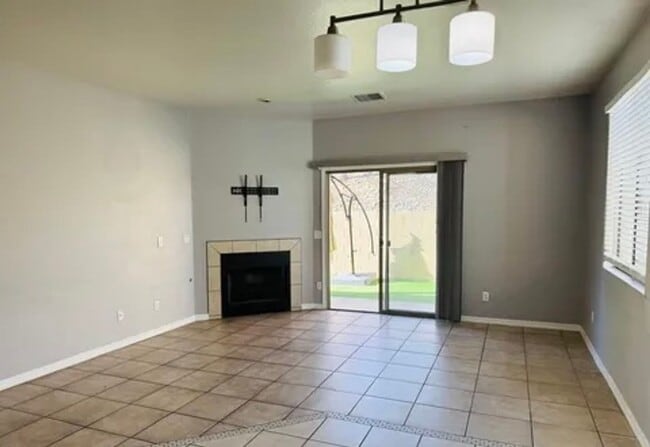 Photo - 3 Bed 2 Bath Available Now!! Contact Property Pros Property Management for more details