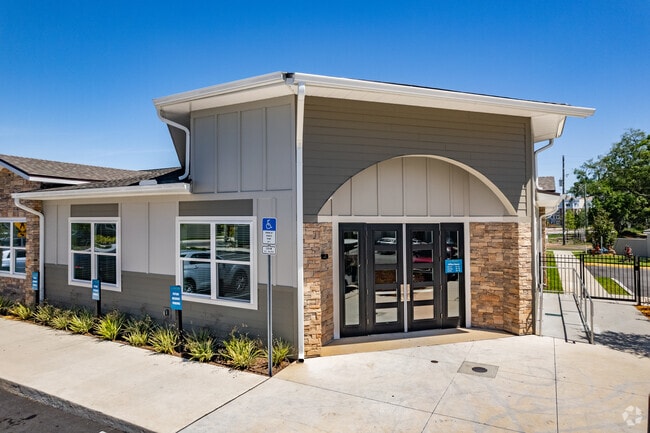 1851 Encantado Way Kissimmee, FL 34746 - Solamar Apartment Homes Kissimmee