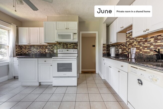 Photo - Room in Shared 9 bed/2 bath home Unit F