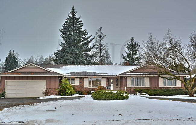 Beautiful Time Capsule Home On The South Hill - Beautiful Time Capsule Home On The South Hill