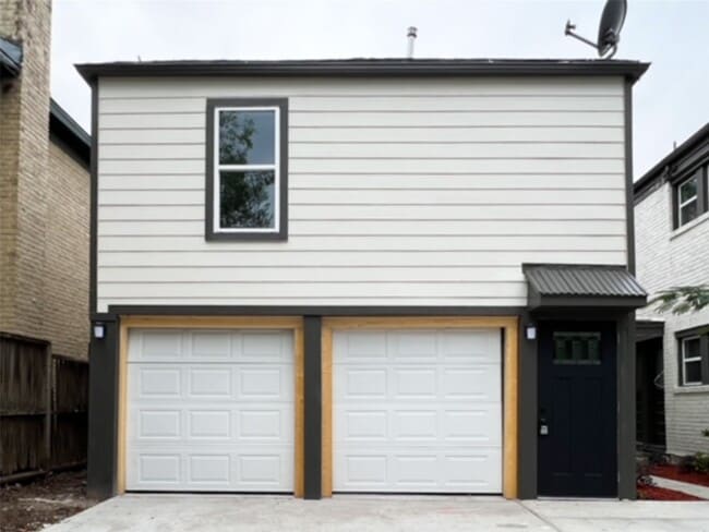 Building Photo - 4704 Greenbriar Dr Rental