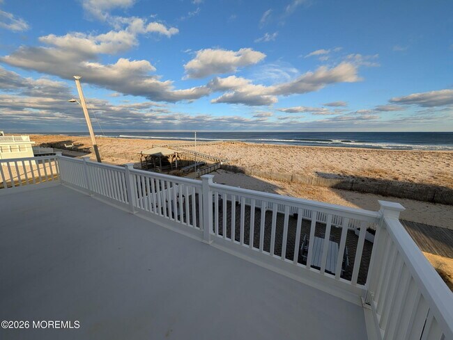 Photo - 2400 Oceanfront
