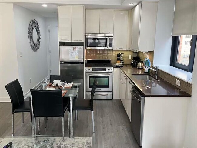 Photo - 49 E 34th St Unit ID1047893P