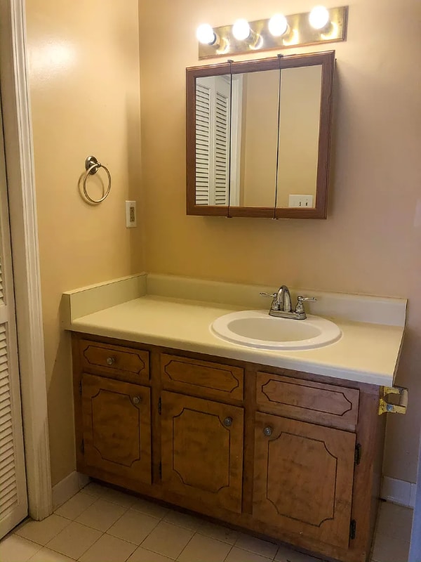 Photo - 4 Shore Dr Unit B