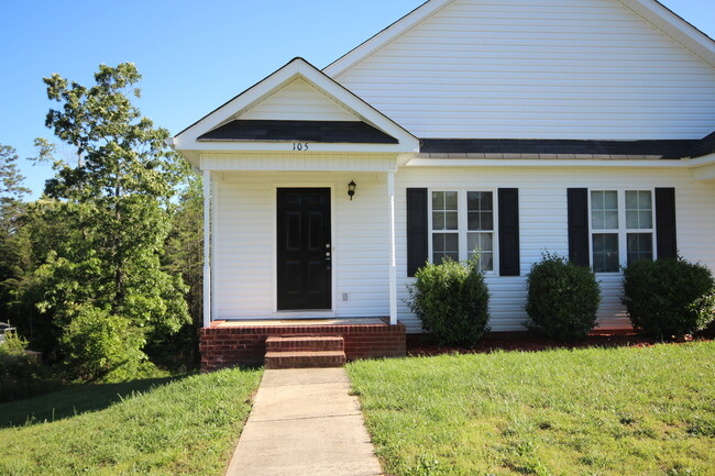 2 bed duplex in Chickamauga - $250 off fir... - 2 bed duplex in Chickamauga - $250 off fir... House