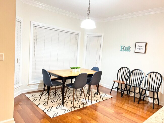 Photo - 2300 Evergreen Ln Unit ID1254403P