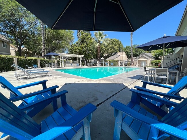 Photo - Sunridge Townhomes