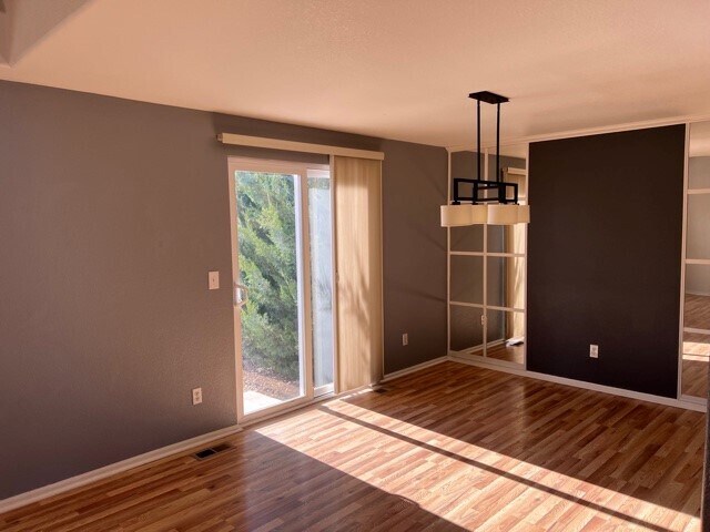 Photo - 1563 Cedarwood Dr