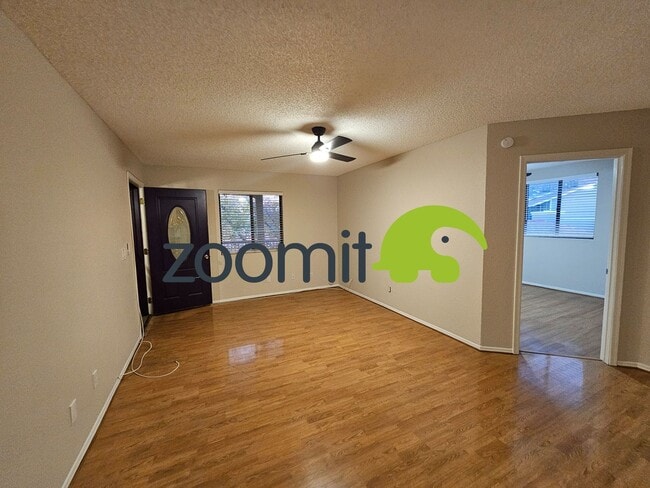 Photo - Cute 2 bedroom 2 bath condo in gated community