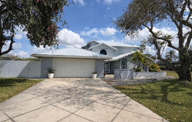 Photo - 149 Ponce De Leon St