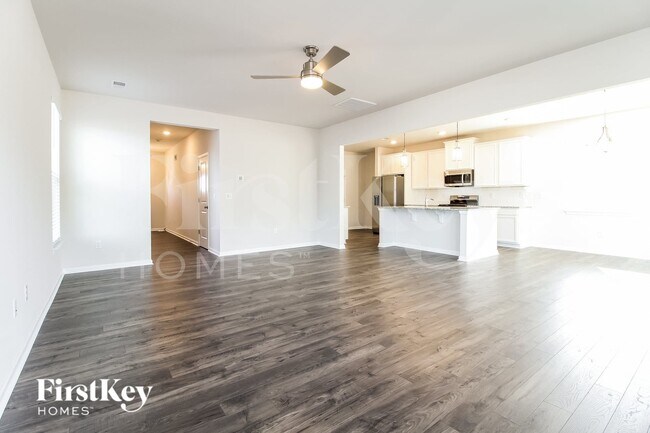 428 Stonefence Dr