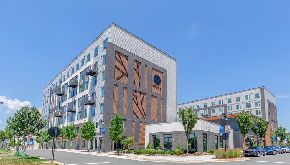 Picture of Apartments for Rent with a Balcony in One Loudoun VA - 40 Apartments ...