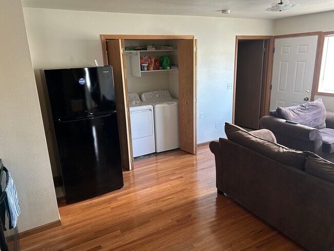 Photo - 1100 W 20th St Unit 1100
