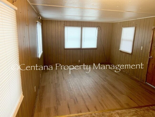 2 bedroom mobile home near McDonald's! - 2 bedroom mobile home near McDonald's!