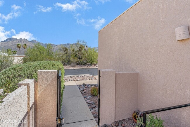 Photo - 4992 N Valle Rd