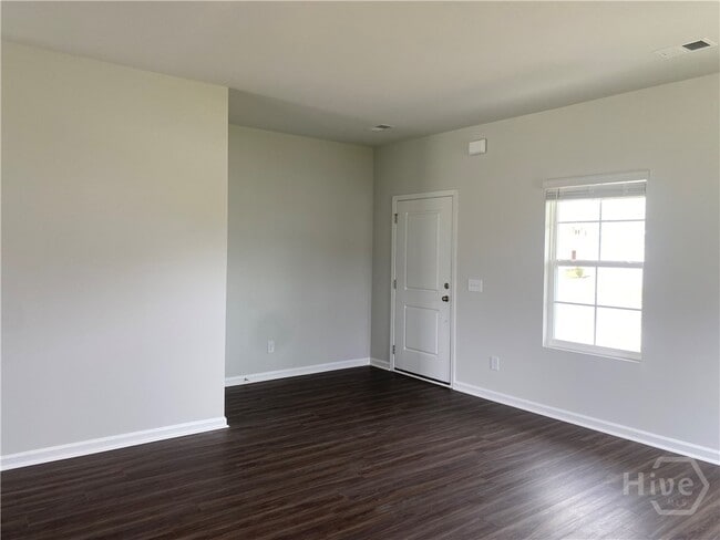Photo - 107 Stillhouse Dr