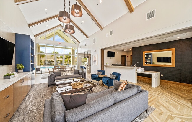 Taylor Pointe Apartments