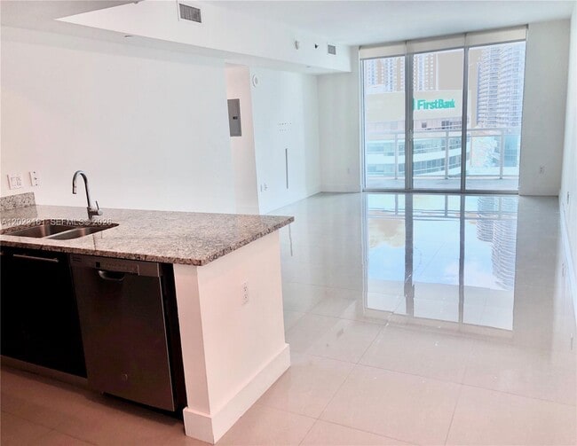 Photo - 950 Brickell Bay Dr Unit 1701