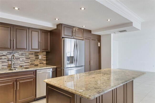 Photo - 6061 Collins Ave Unit 15D